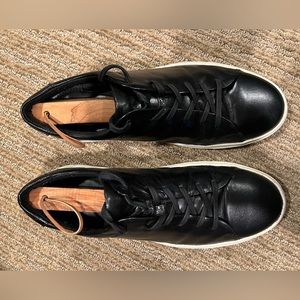 Steve Madden black leather shoes